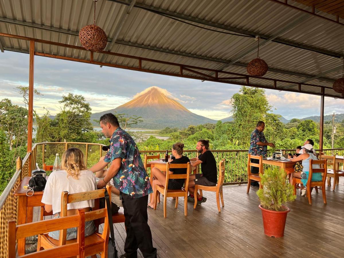 Villas Paradise Arenal Volcano Lake View El Castillo Exterior photo