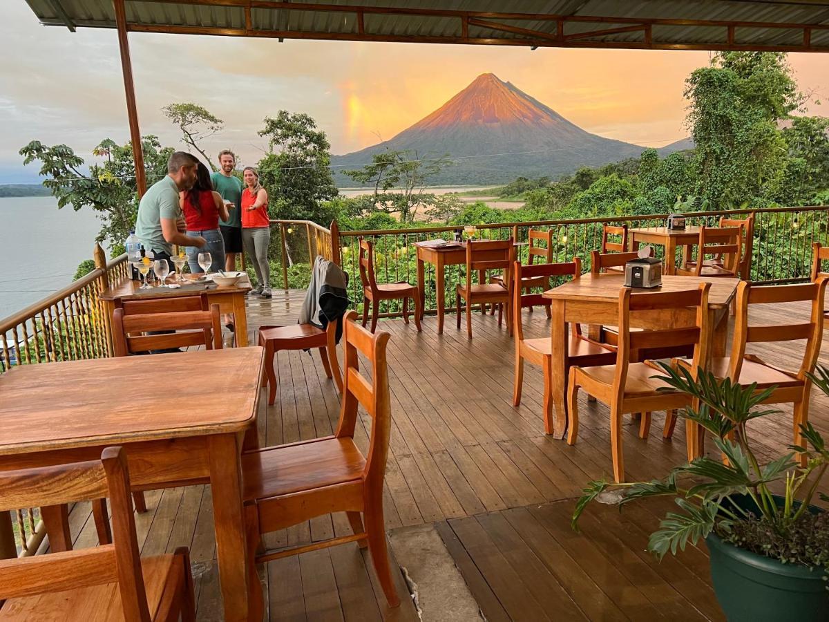 Villas Paradise Arenal Volcano Lake View El Castillo Exterior photo