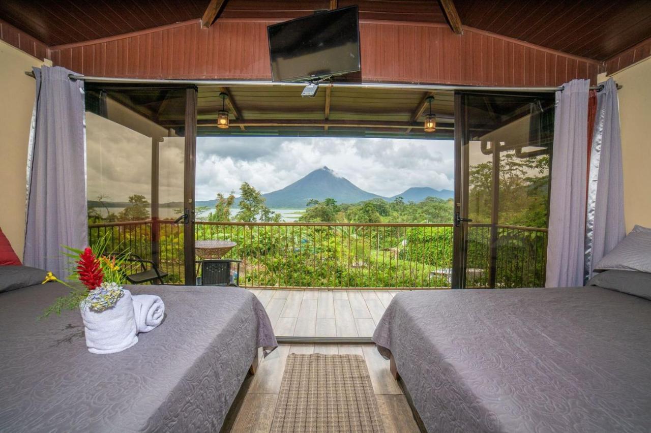 Villas Paradise Arenal Volcano Lake View El Castillo Exterior photo