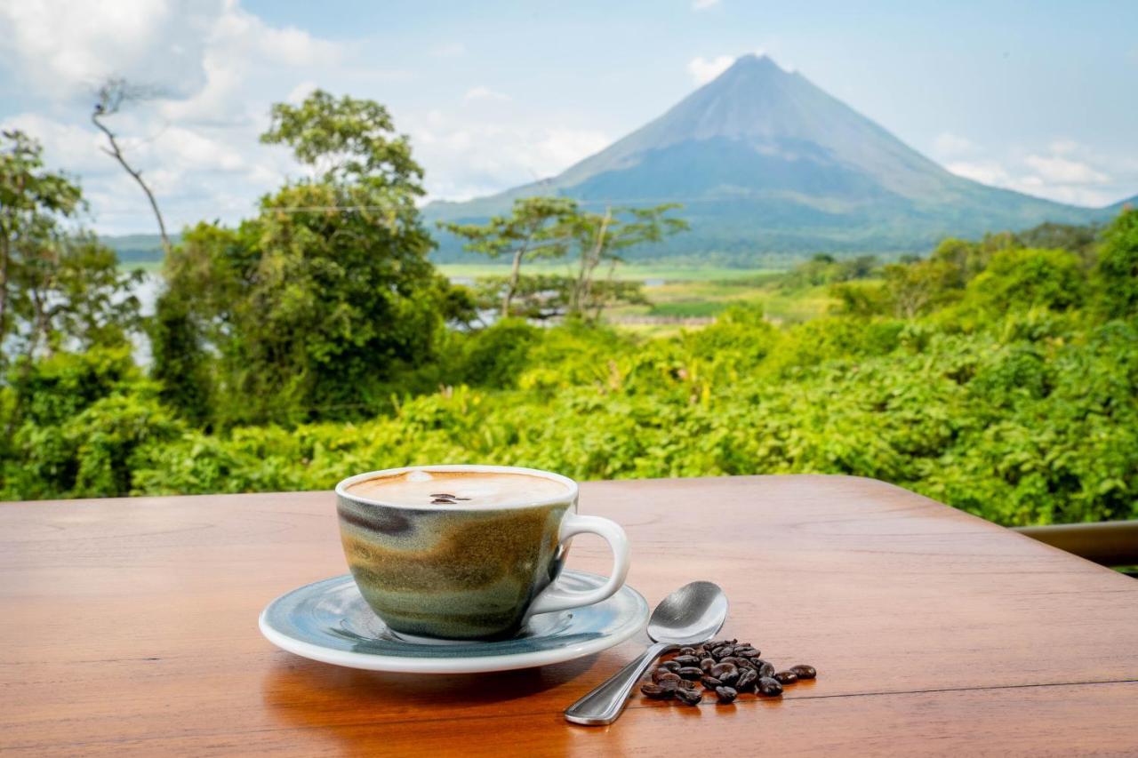 Villas Paradise Arenal Volcano Lake View El Castillo Exterior photo