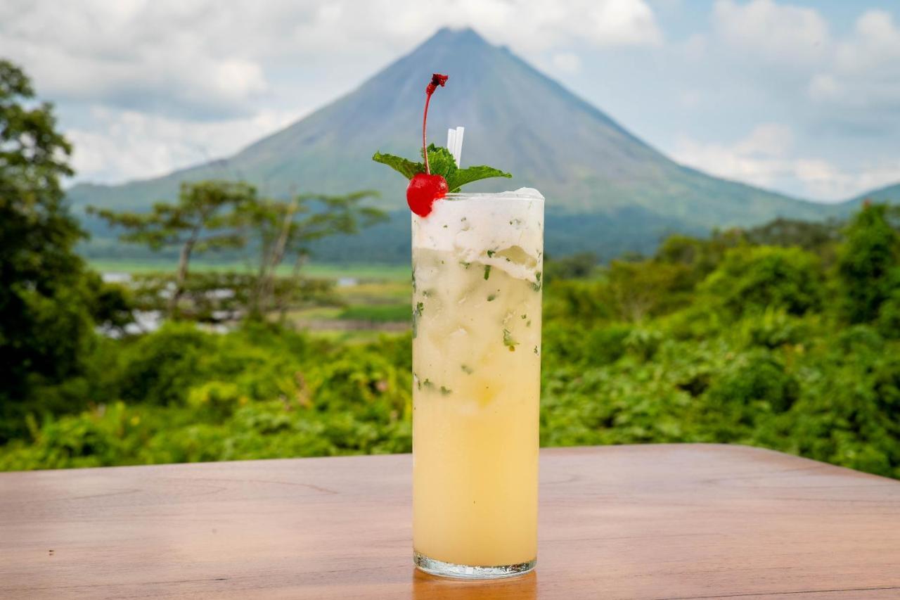 Villas Paradise Arenal Volcano Lake View El Castillo Exterior photo