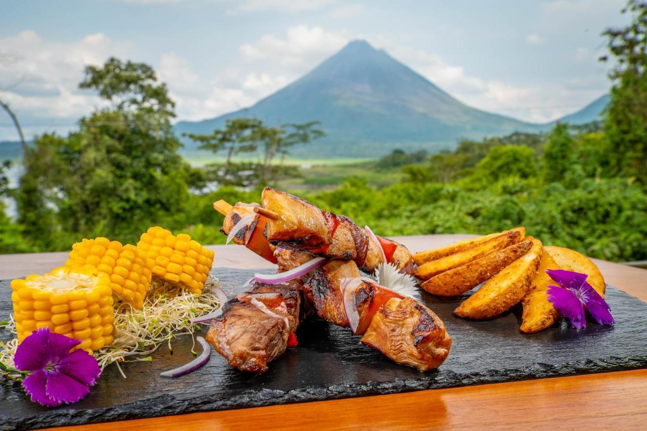 Villas Paradise Arenal Volcano Lake View El Castillo Exterior photo