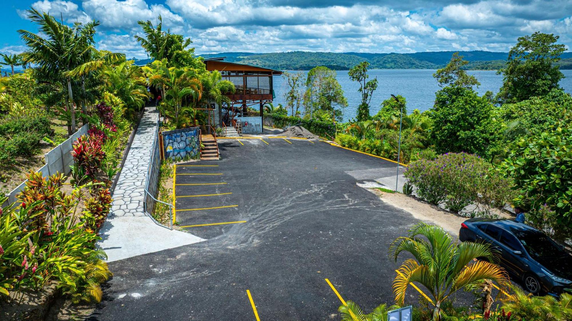 Villas Paradise Arenal Volcano Lake View El Castillo Exterior photo